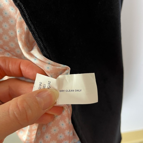 GAP Black Velour Velvet Dressy Jacket Front Ribbon Tie Back Pleat Women’s Sz 10 - Picture 9 of 9